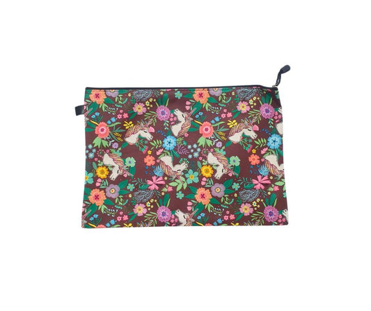 Oilily Claire Cosmetic Bag – Cabernet / Schotland Treasures